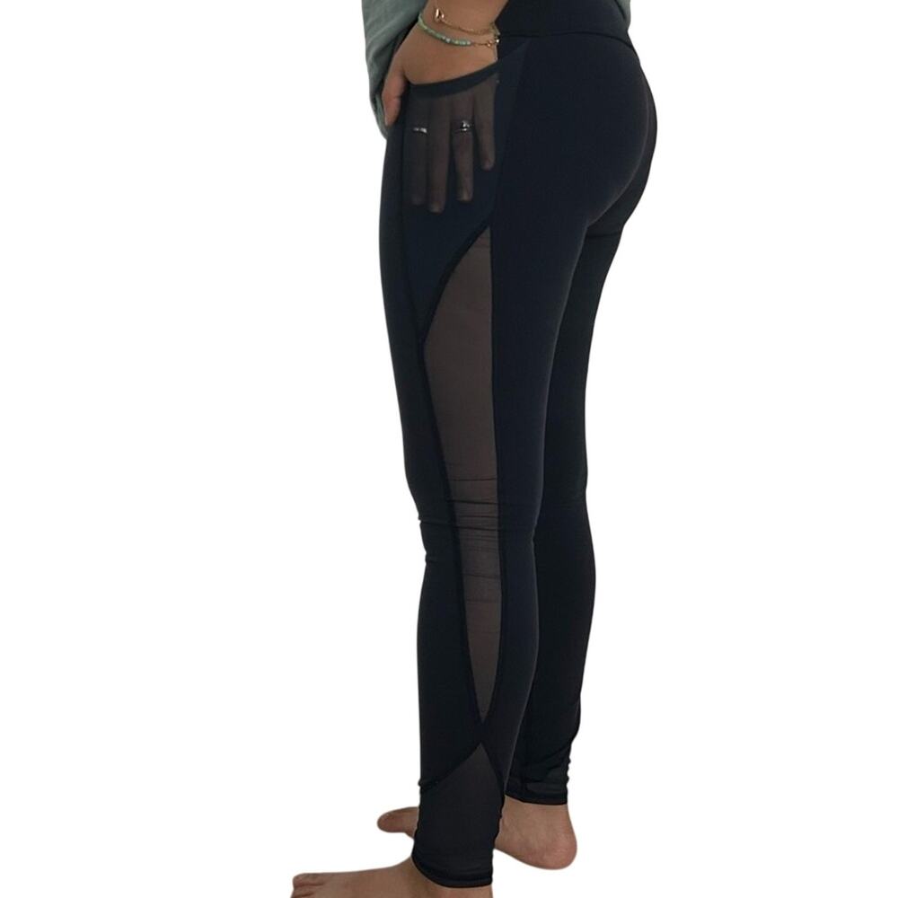 Lululemon High Rise Leggings Size 6 Navy Mesh Side Pockets 28" Inseam